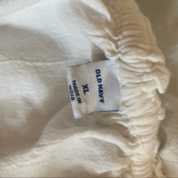 Old Navy Eyelet Detailed Blouse XL - Picture 5 of 6